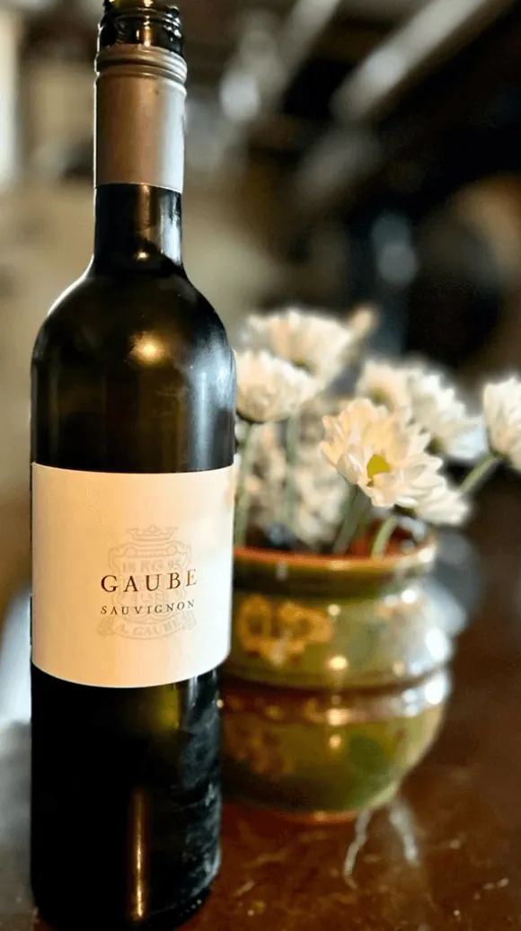 Steklenica vina Vinarstva Gaube